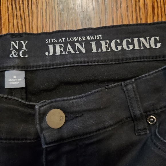 New York & Co. Women's Low Rise Jean Leggings - Picture 6 of 6